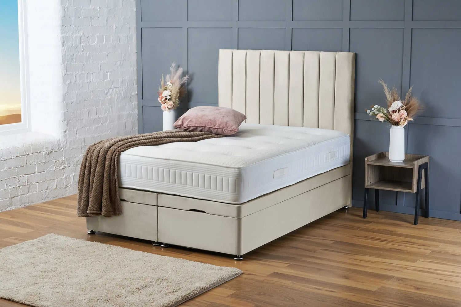 Aria Divan Ottoman Cream Plush