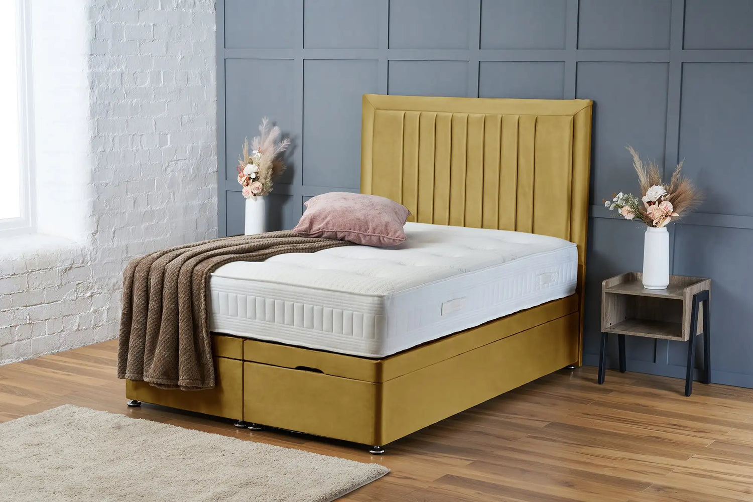 Canes Divan Ottoman