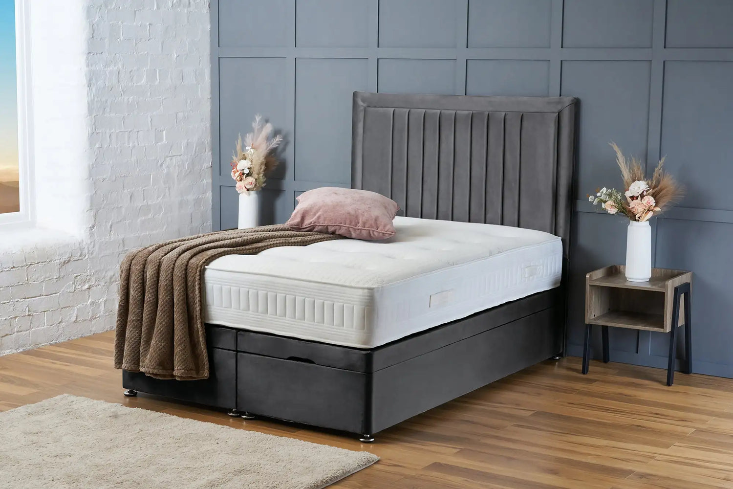 Canes Divan Ottoman Steel Plush