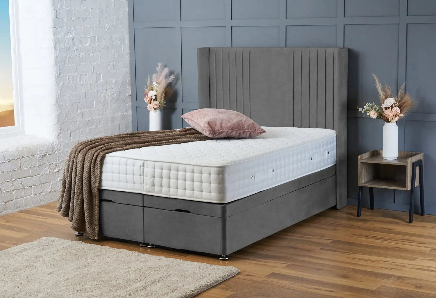 Charlotte Divan Ottoman