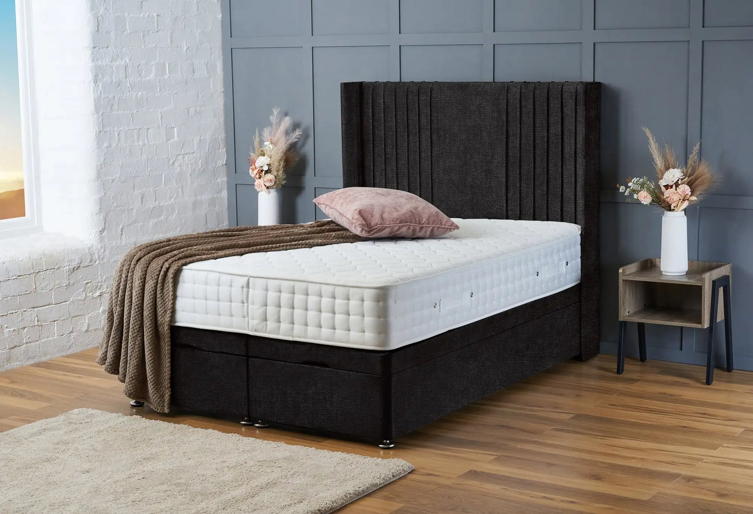 Charlotte Divan Ottoman