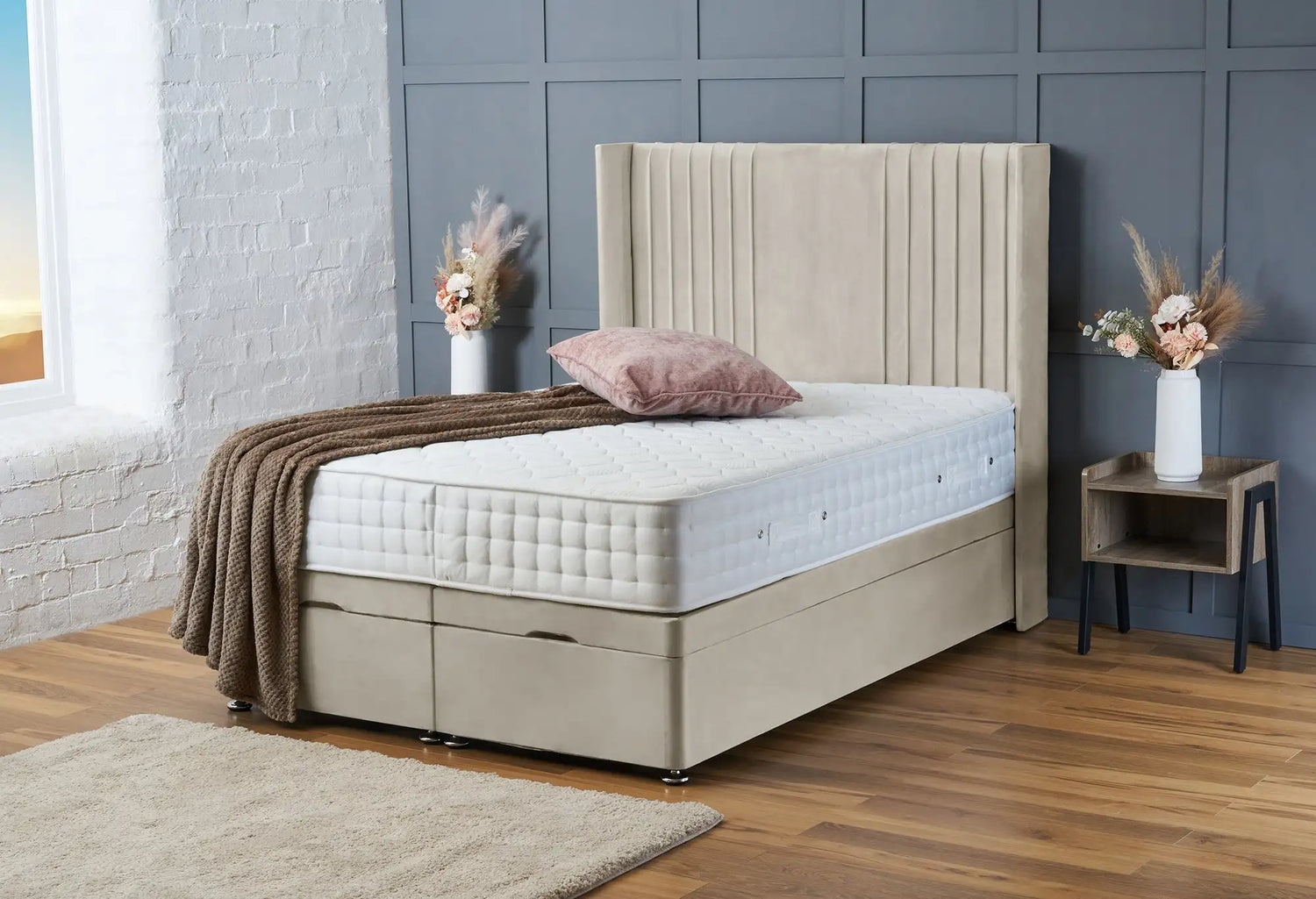Charlotte Divan Ottoman