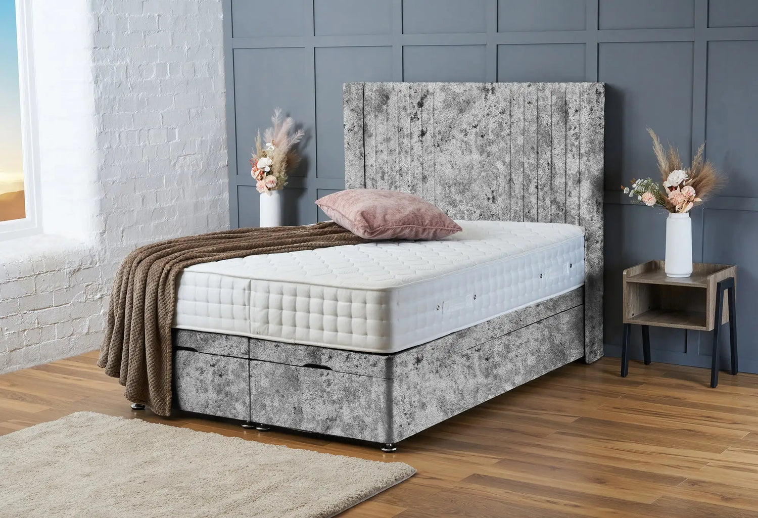 Charlotte Divan Ottoman