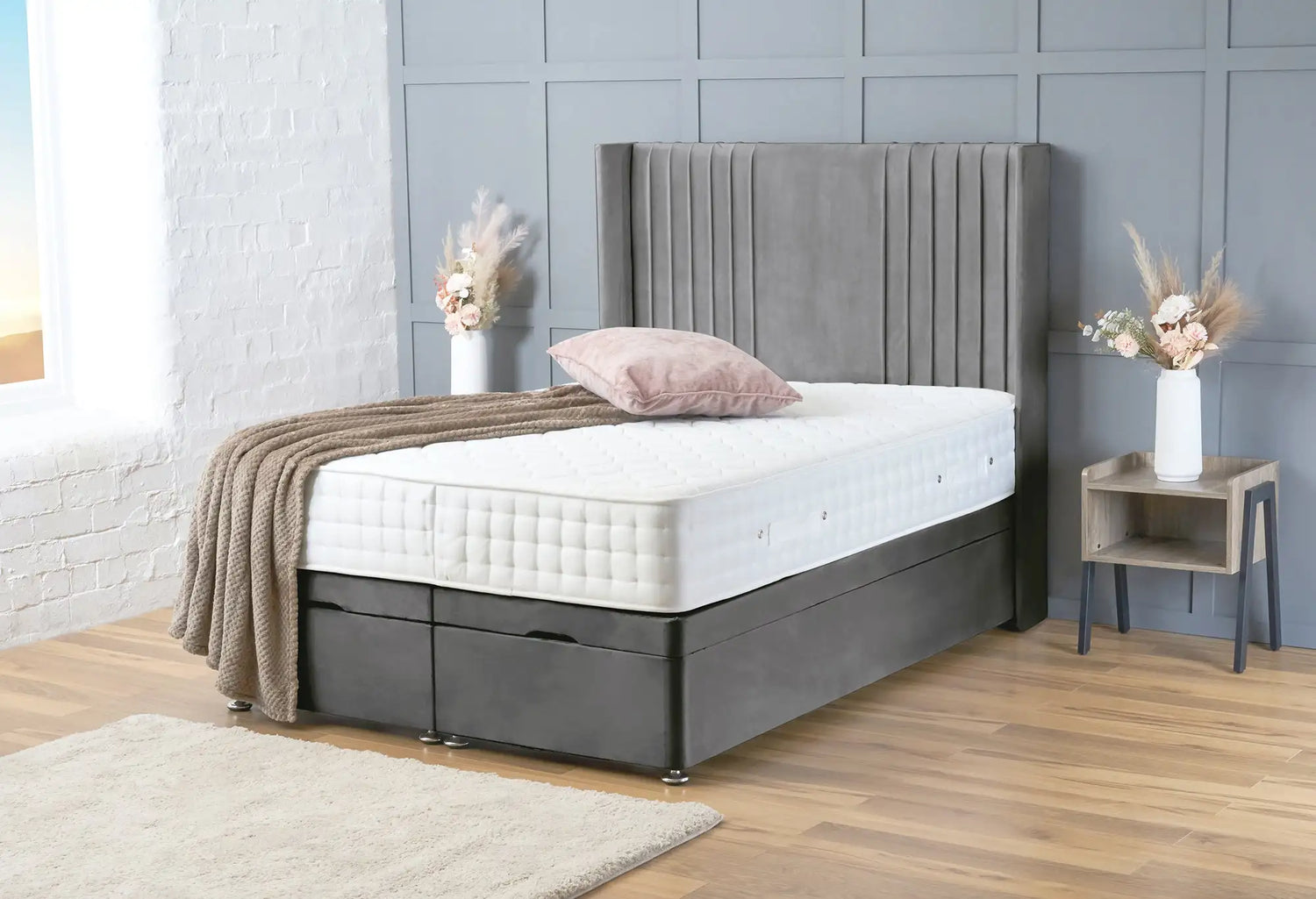 Charlotte Divan Ottoman