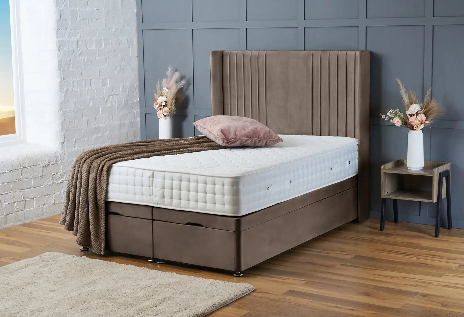 Charlotte Divan Ottoman