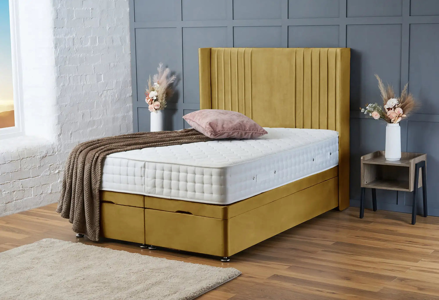 Charlotte Divan Ottoman