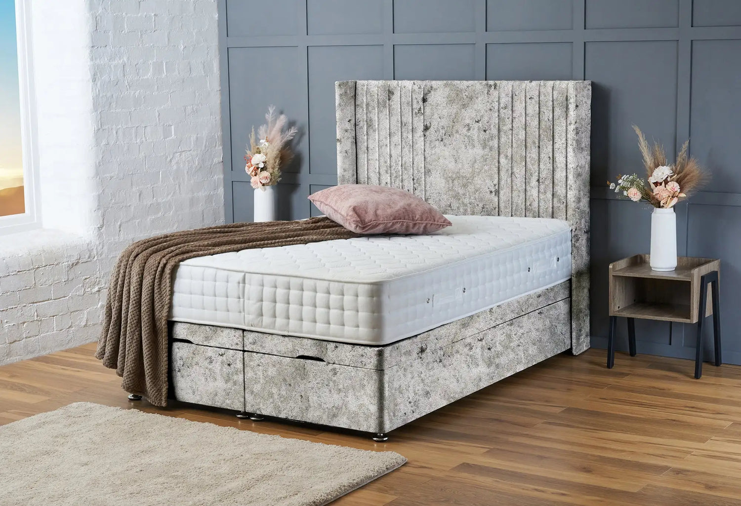 Charlotte Divan Ottoman
