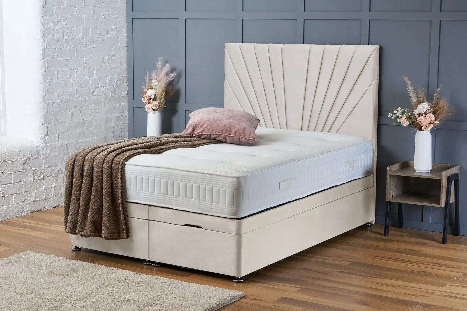 Maria Divan Ottoman Cream Plush