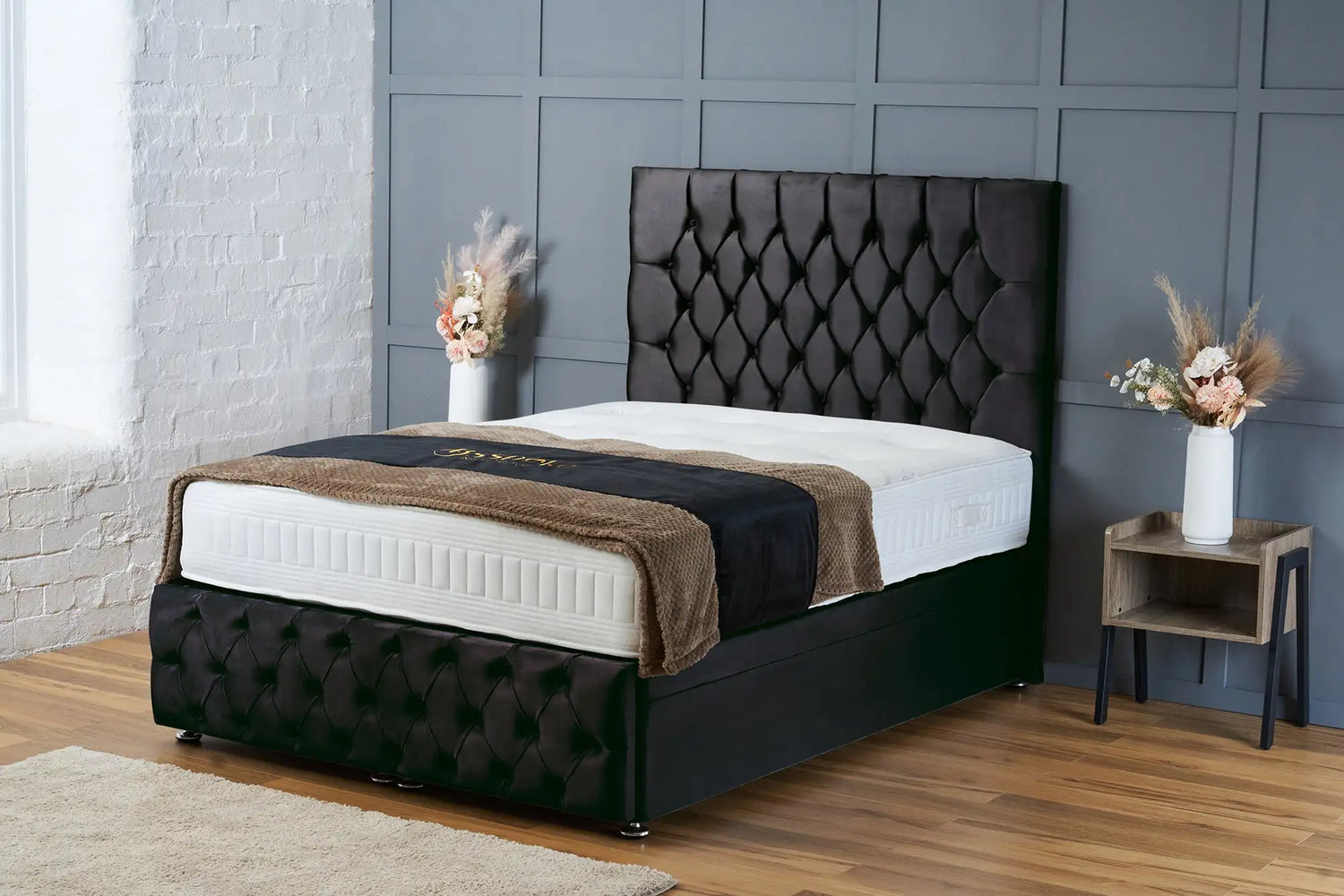 Mulberry Divan Ottoman Black Plush
