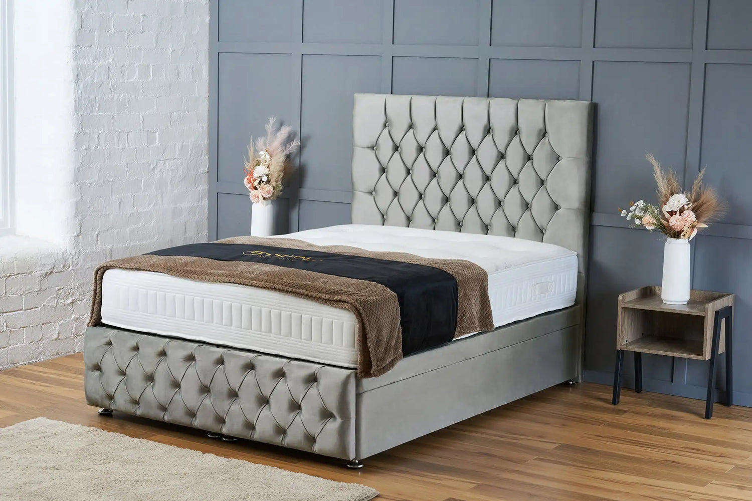 Mulberry Divan Ottoman Silver Plush