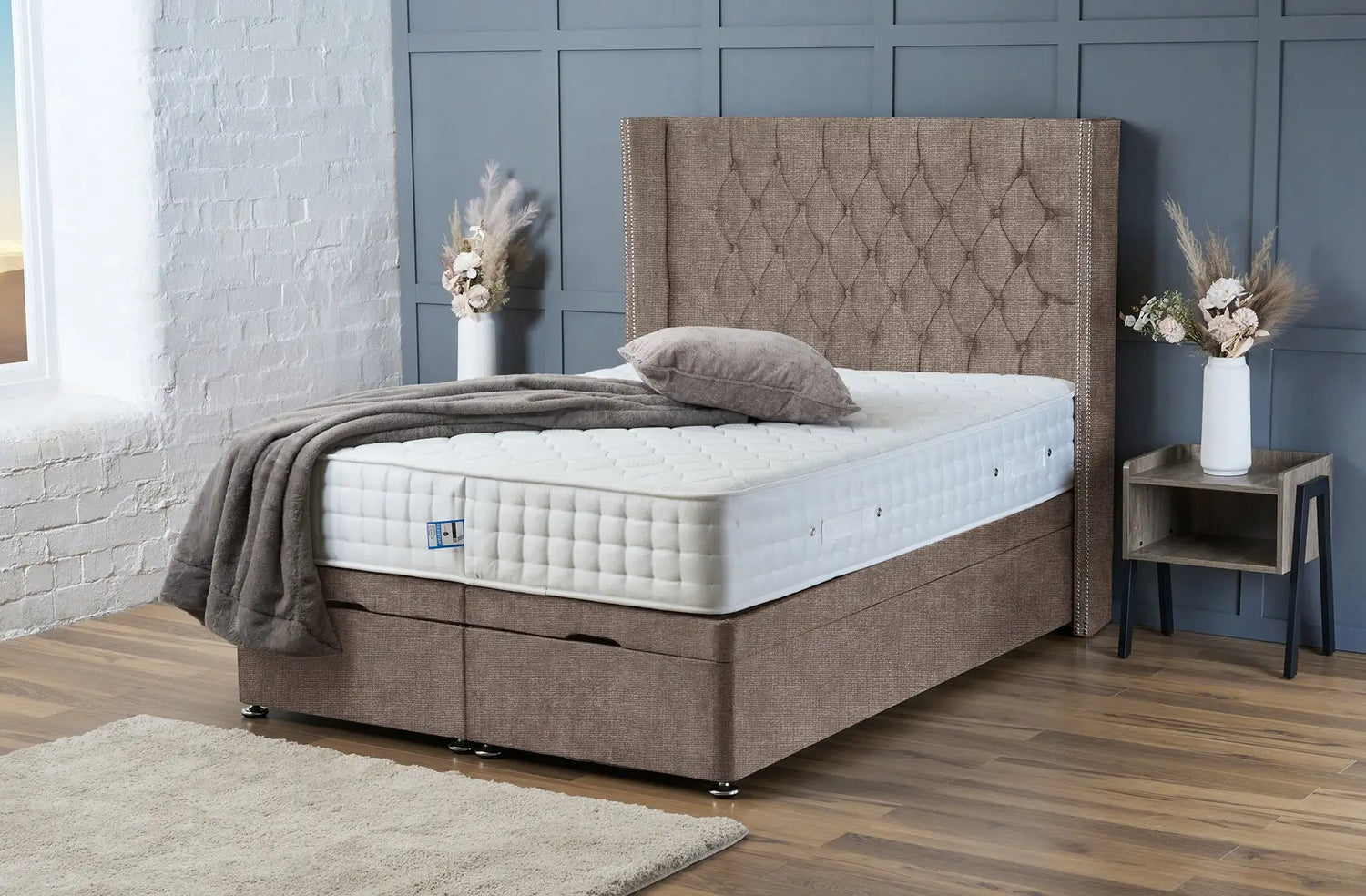 Olivia Divan Ottoman Mink Naples