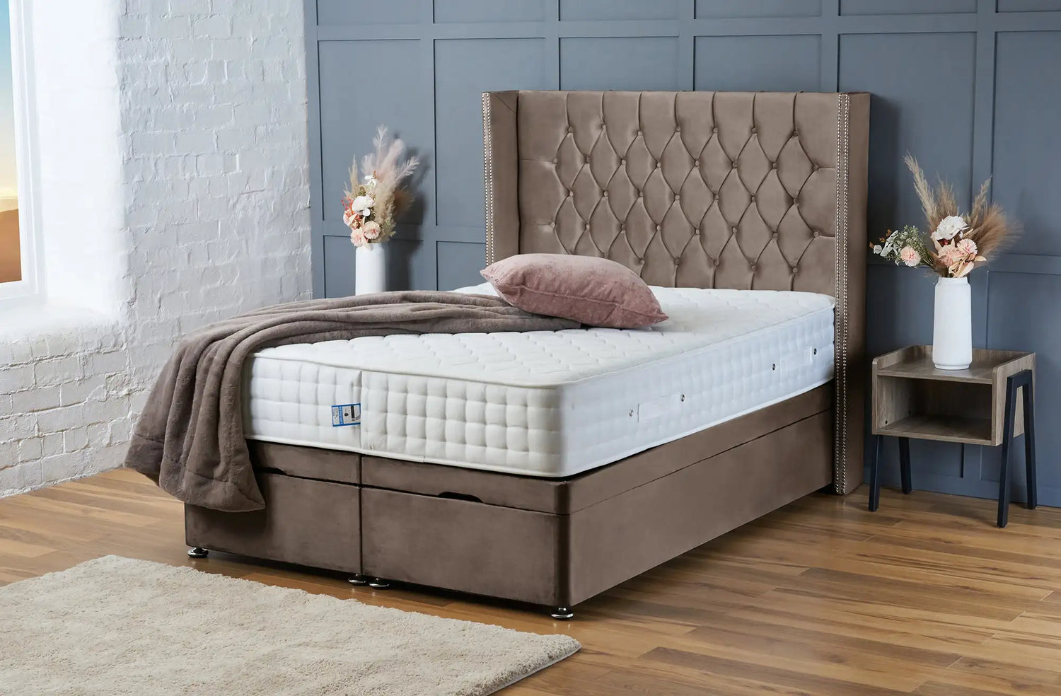 Olivia Divan Ottoman Mink Plush