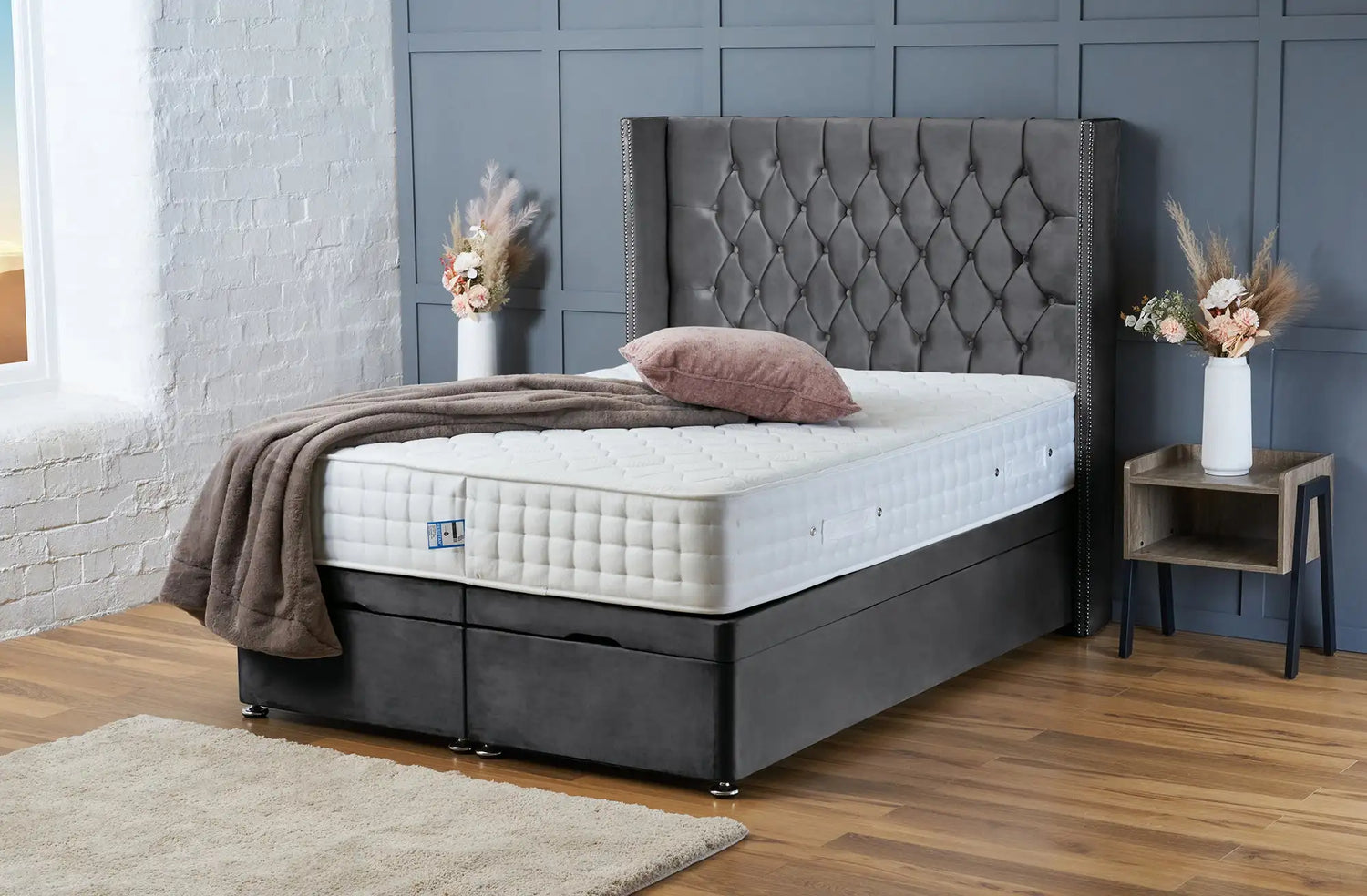 Olivia Divan Ottoman Steel Plush